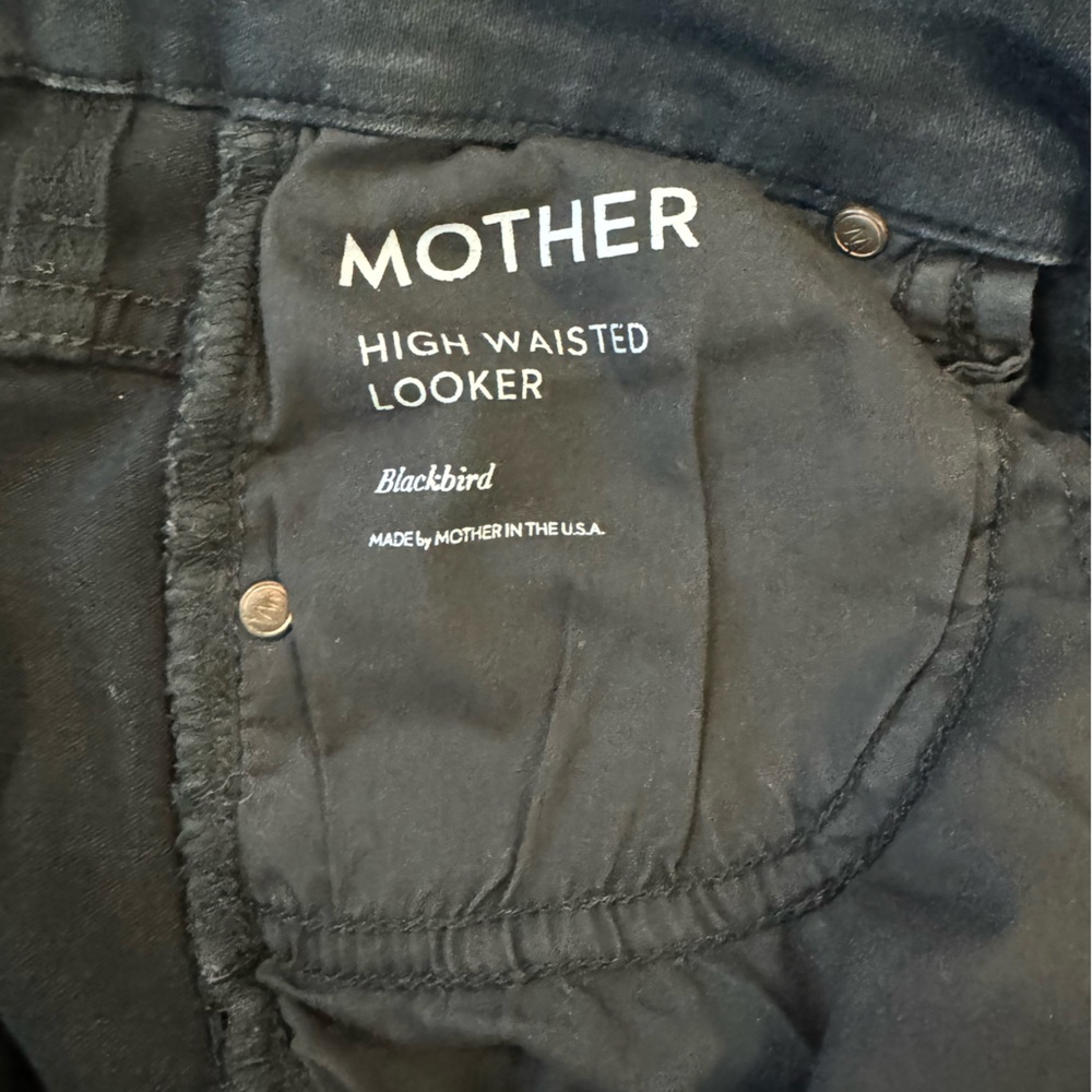 MOTHER denim High-waisted looker in Blackbird. Size 27. Worn a handful of times - Picture 4 of 4